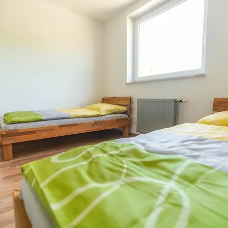 Motel Arbeiterunterkunft In Spielfeld-strass - Voll Ausgestattete Mit Top-anbindung *