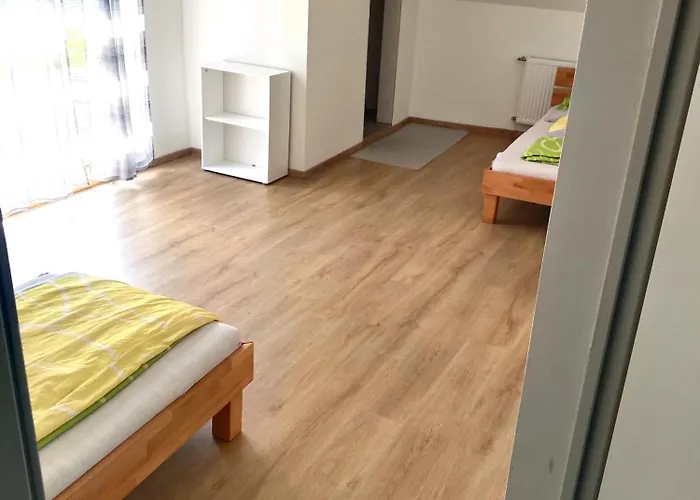 Arbeiterunterkunft In Spielfeld-strass - Voll Ausgestattete Mit Top-anbindung